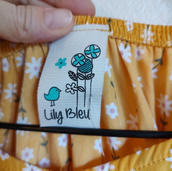 NWT Lily Bleu Girls Yellow Gold Floral Romper Sz 8 - Picture 3 of 5